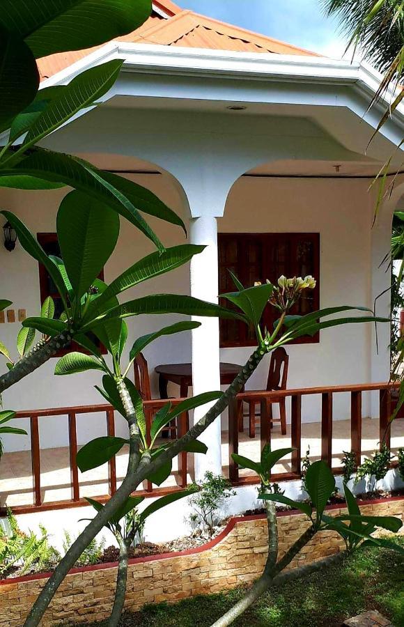 Palmera Palma Private 1-Br Bungalow In Moalboal Buitenkant foto