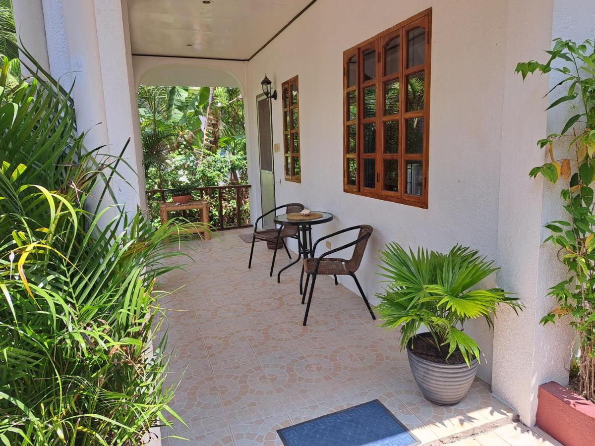 Palmera Palma Private 1-Br Bungalow In Moalboal Buitenkant foto