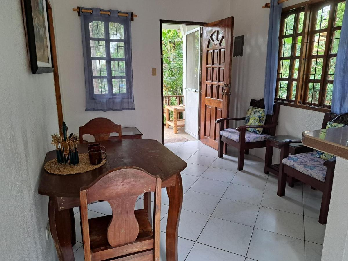 Palmera Palma Private 1-Br Bungalow In Moalboal Buitenkant foto