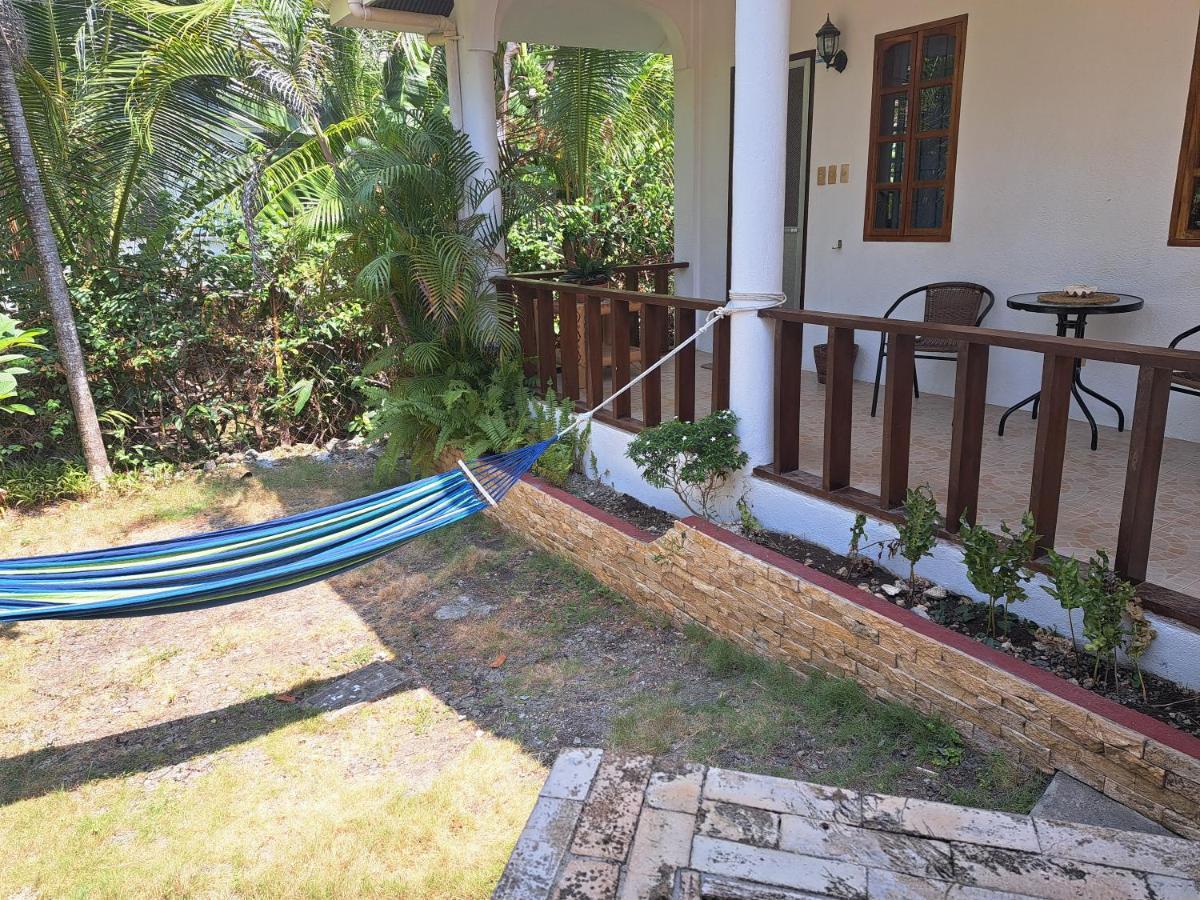 Palmera Palma Private 1-Br Bungalow In Moalboal Buitenkant foto